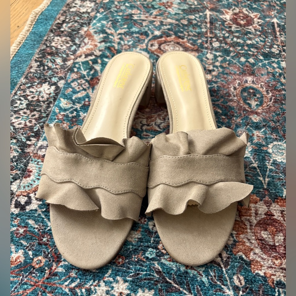 Catherine Catherine Malandrino Ainsley Ruffled Sandal Slide